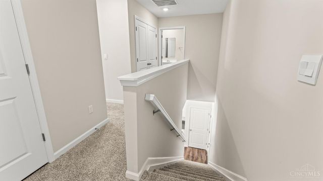 1880 Vista Lake Drive, Goshen Twp, OH 45122