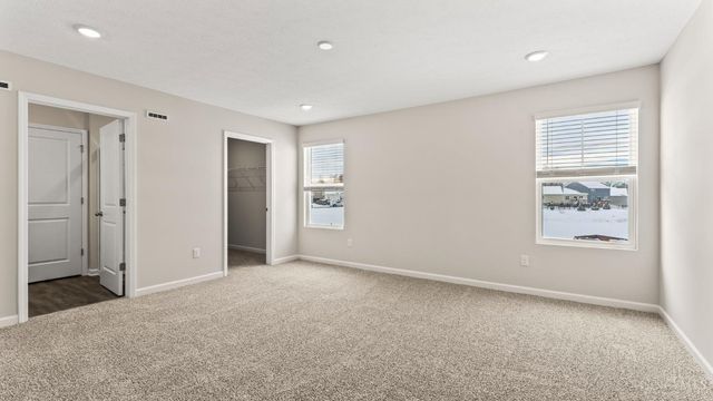 1880 Vista Lake Drive, Goshen Twp, OH 45122