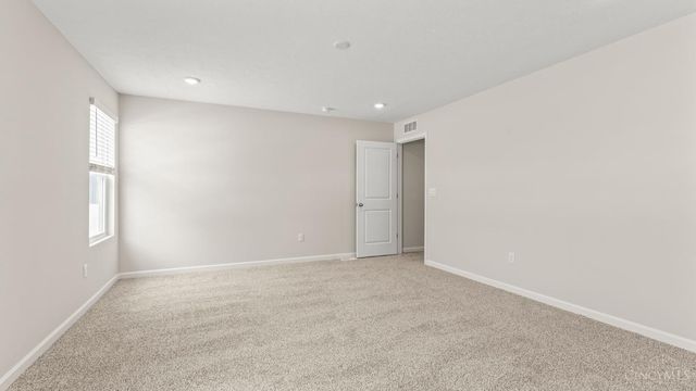 1880 Vista Lake Drive, Goshen Twp, OH 45122