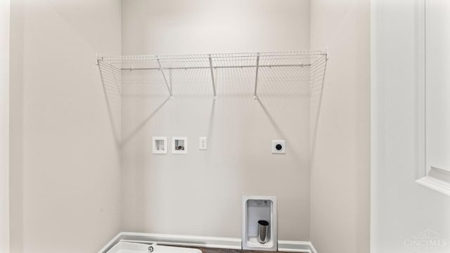 1880 Vista Lake Drive, Goshen Twp, OH 45122