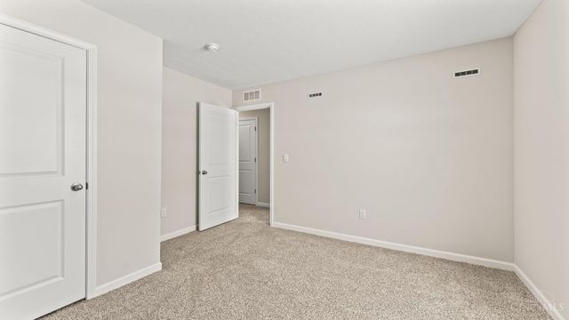 1880 Vista Lake Drive, Goshen Twp, OH 45122