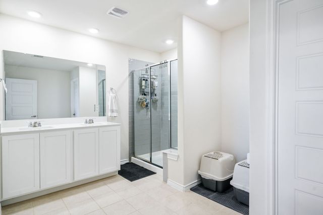 653 Bunker Hill Road, Fate, TX 75189