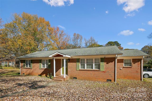 7459 Elwood Drive, Charlotte, NC 28227