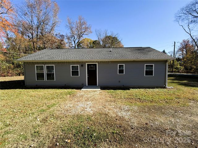 7459 Elwood Drive, Charlotte, NC 28227