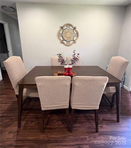 7459 Elwood Drive, Charlotte, NC 28227