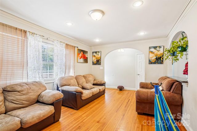 7459 Elwood Drive, Charlotte, NC 28227