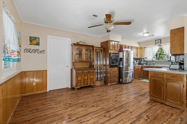 125 County Road 4010, Dayton, TX 77535