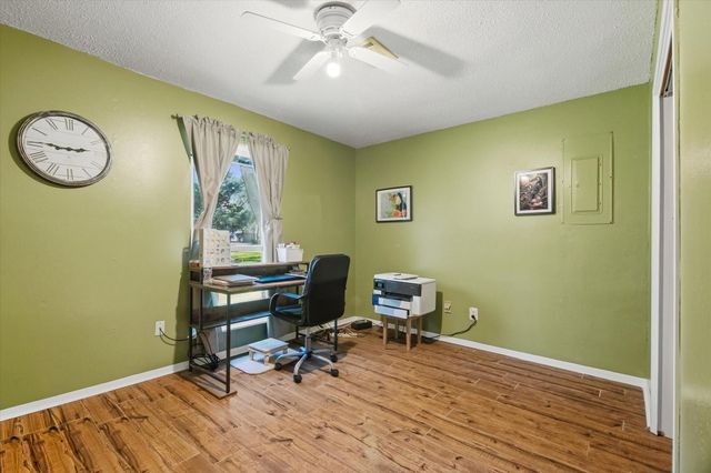 125 County Road 4010, Dayton, TX 77535