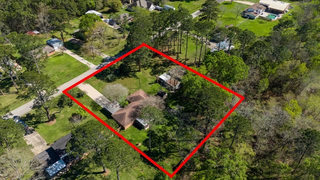 125 County Road 4010, Dayton, TX 77535