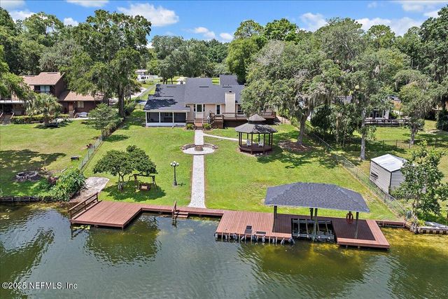 777 ARTHUR MOORE Drive, Green Cove Springs, FL 32043