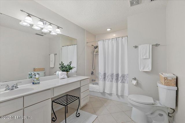 777 ARTHUR MOORE Drive, Green Cove Springs, FL 32043