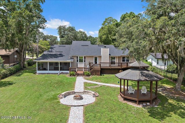 777 ARTHUR MOORE Drive, Green Cove Springs, FL 32043