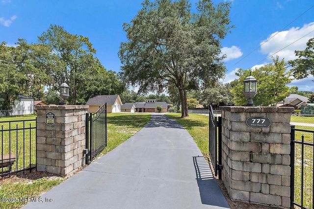 777 ARTHUR MOORE Drive, Green Cove Springs, FL 32043