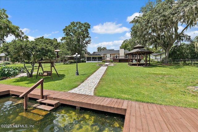 777 ARTHUR MOORE Drive, Green Cove Springs, FL 32043