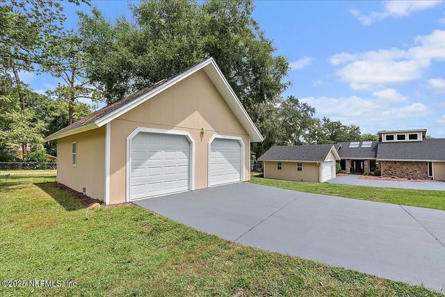 777 ARTHUR MOORE Drive, Green Cove Springs, FL 32043