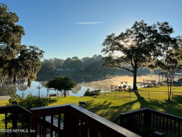 777 ARTHUR MOORE Drive, Green Cove Springs, FL 32043