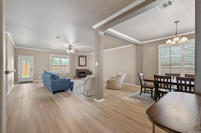 2557 Sir Barton Bay, Schertz, TX 78108