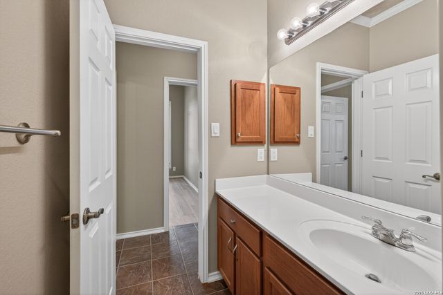 2557 Sir Barton Bay, Schertz, TX 78108