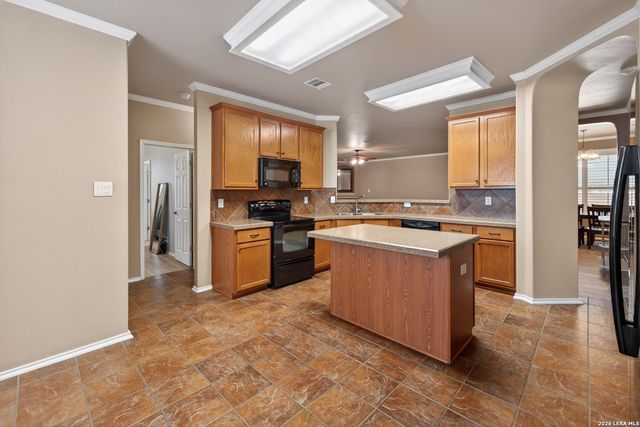 2557 Sir Barton Bay, Schertz, TX 78108