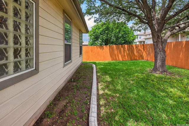 2557 Sir Barton Bay, Schertz, TX 78108