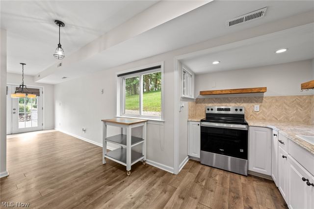 145 Brookdell Drive NW, North Canton, OH 44720