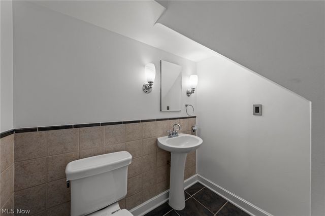 145 Brookdell Drive NW, North Canton, OH 44720