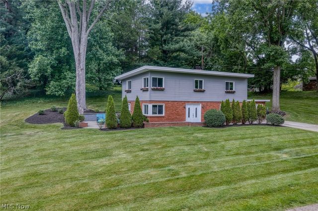 145 Brookdell Drive NW, North Canton, OH 44720