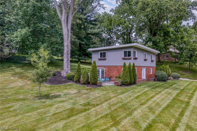 145 Brookdell Drive NW, North Canton, OH 44720