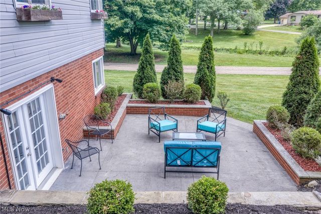 145 Brookdell Drive NW, North Canton, OH 44720