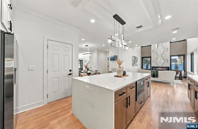 31 Barnsdale Road, Clifton, NJ 07013