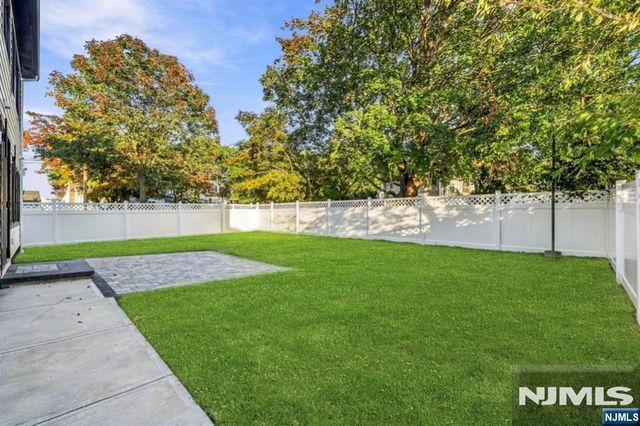 31 Barnsdale Road, Clifton, NJ 07013