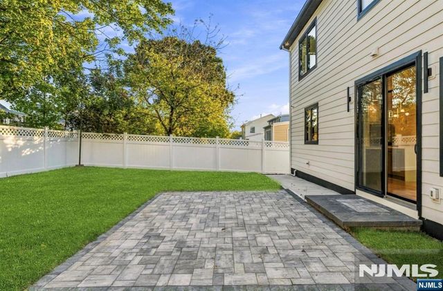 31 Barnsdale Road, Clifton, NJ 07013