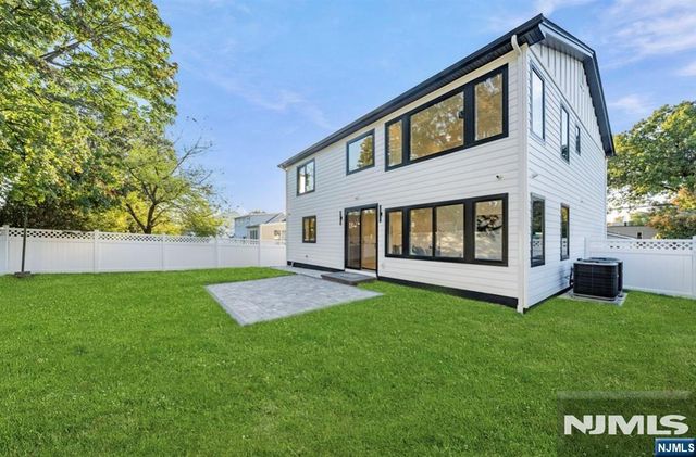 31 Barnsdale Road, Clifton, NJ 07013