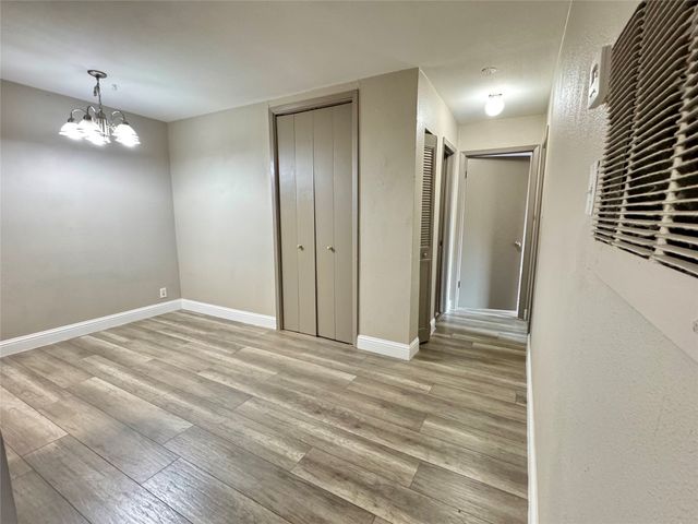 5981 Arapaho Road 303, Dallas, TX 75248