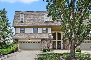 10216 LOCUST Street, Kansas City, MO 64131