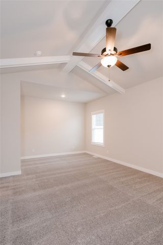 757 E 23rd Street N, Newton, IA 50208