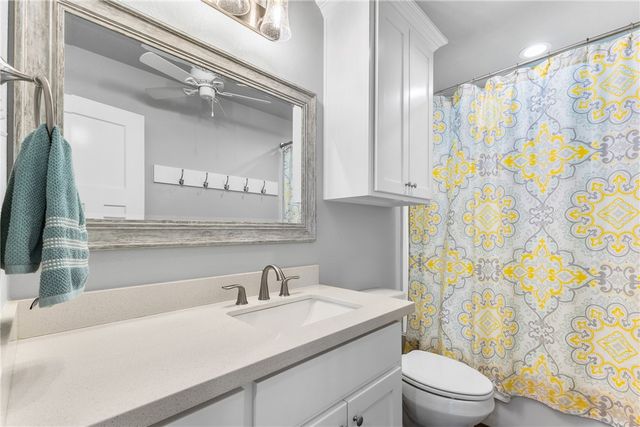 1694 Henry Prairie Road, Franklin, TX 77856