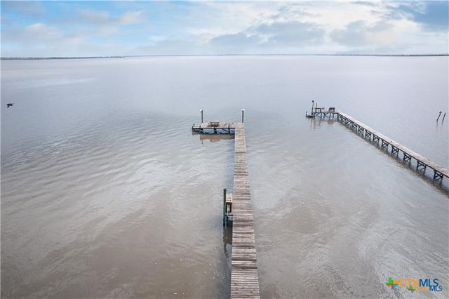870 County Road 307, Port Lavaca, TX 77979