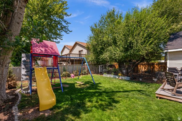 3947 W DONALBAIN ST, South Jordan, UT 84009