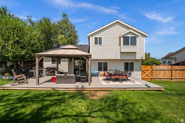 3947 W DONALBAIN ST, South Jordan, UT 84009