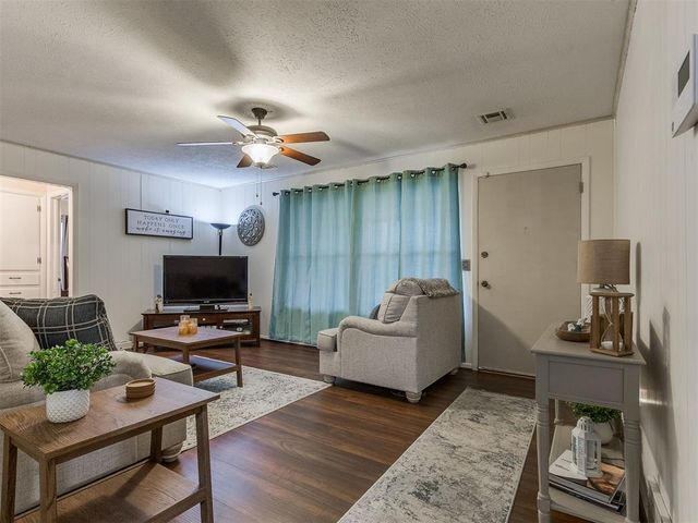 4437 NW 11th Terrace, Oklahoma City, OK 73107