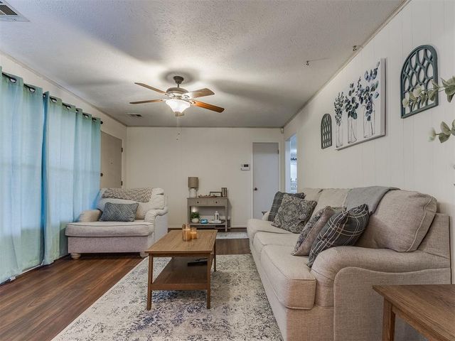 4437 NW 11th Terrace, Oklahoma City, OK 73107