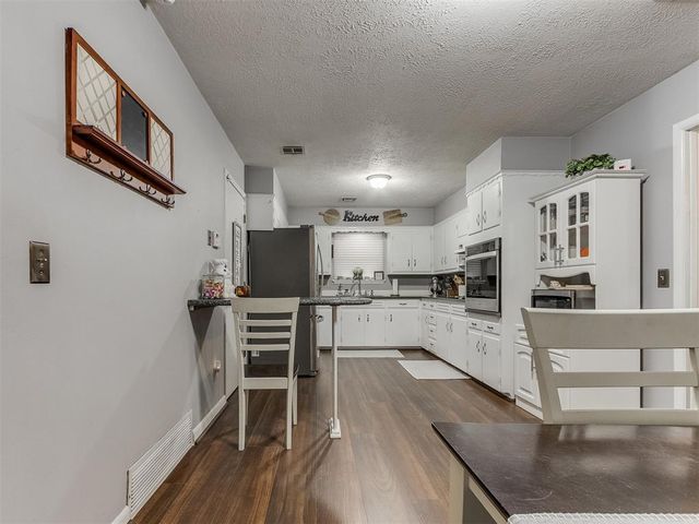 4437 NW 11th Terrace, Oklahoma City, OK 73107