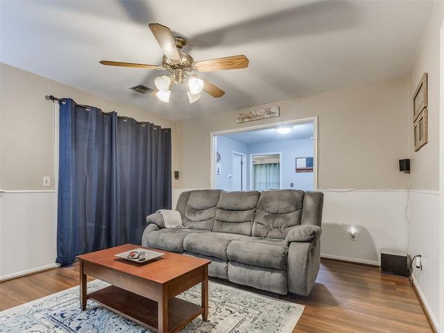 4437 NW 11th Terrace, Oklahoma City, OK 73107