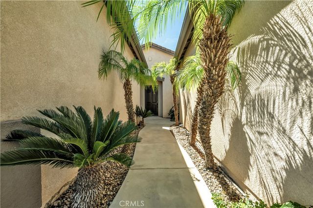26635 Paddington Court, Murrieta, CA 92563