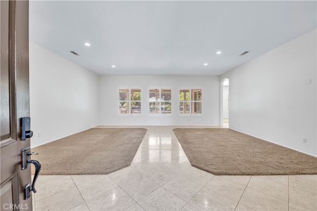 26635 Paddington Court, Murrieta, CA 92563