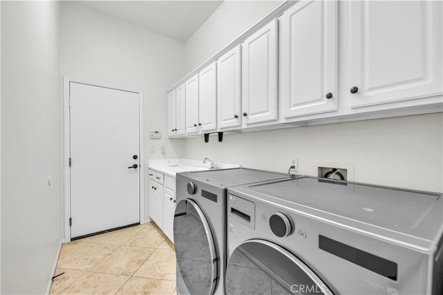 26635 Paddington Court, Murrieta, CA 92563