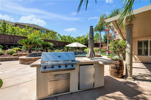 26635 Paddington Court, Murrieta, CA 92563