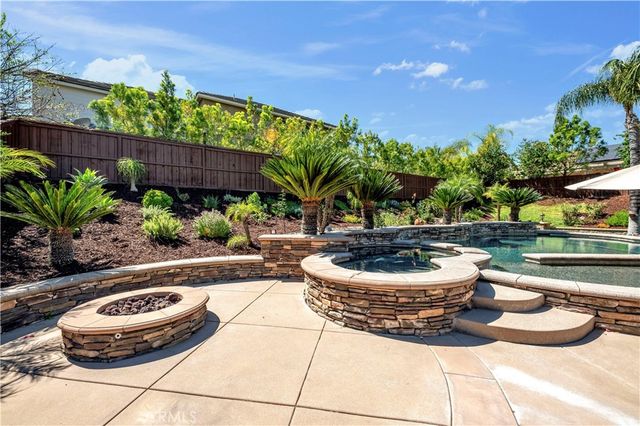 26635 Paddington Court, Murrieta, CA 92563