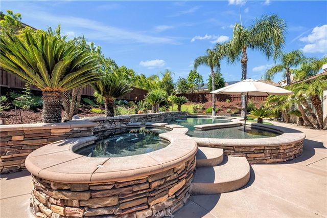 26635 Paddington Court, Murrieta, CA 92563